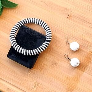 2PC Beautiful Kenyan Maasai Beaded Bracelet and Earrings Set